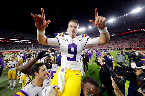 Joe Burrow, No. 1 LSU hold on for 46-41 win over No. 2 Alabama