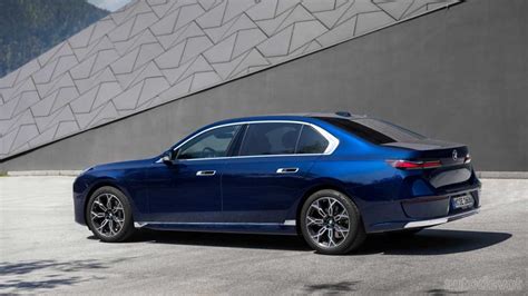 2023 BMW 7 Series diesel & PHEV models launched in Europe - Autodevot