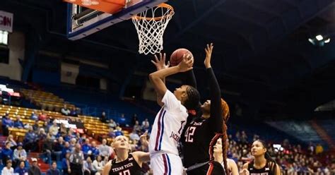 Kansas wins big in first round of Sunflower Showdown | Sports - Hinterland Gazette