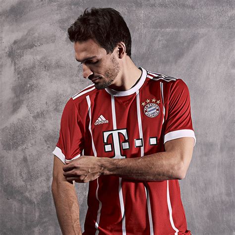 SOCCER LOCKER REVIEW: NEW FC BAYERN MUNICH KIT • SoccerToday