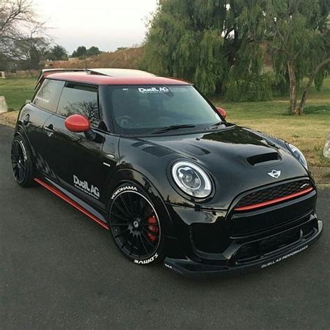 Mini Cooper S John Cooper Works Full black and red roof | Mini cooper sport, Black mini cooper ...