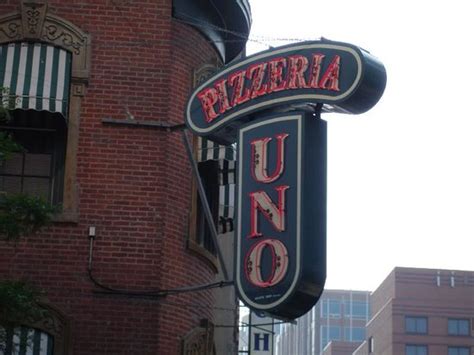 UNO Chicago Grill, Chicago - 29 E Ohio St, Near North Side - Menu & Prices - TripAdvisor