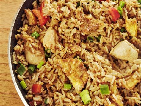 Arroz Chaufa de Pollo: Mouth-watering Chinese-Peruvian Fried Rice