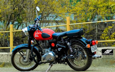 King Redditch Red House of Royal Enfield Of Classic 350 | Royal enfield classic 350cc, Royal ...