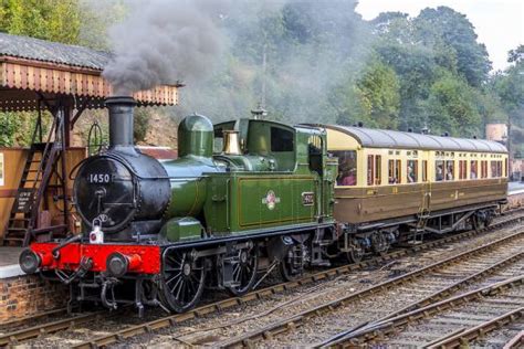 Solve Resident GWR 1400 Class 0-4-2T No. 1450 bewdley England jigsaw puzzle online with 77 pieces