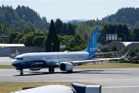 Delta Air Lines Prepares To Order 100 Boeing 737 MAX 10 Aircraft - S ...