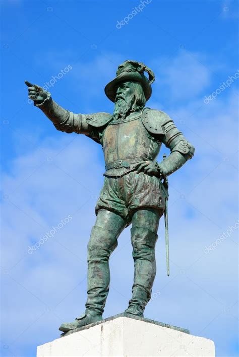 Juan Ponce De Leon statue Stock Photo by ©rabbit75_dep 35520453