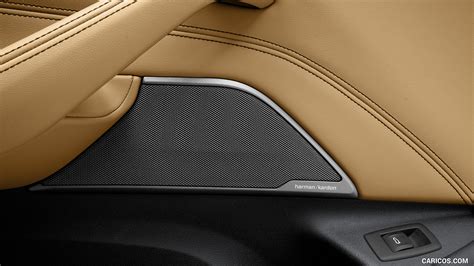 2021 BMW 540i | Interior, Detail