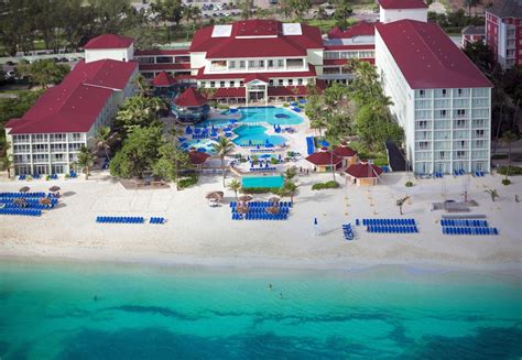 Book Breezes Resort Bahamas All Inclusive in Nassau | Hotels.com