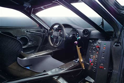 McLaren F1 GTR 1995 24h Le MansGulf interior Photo McLaren cars – MAXF1