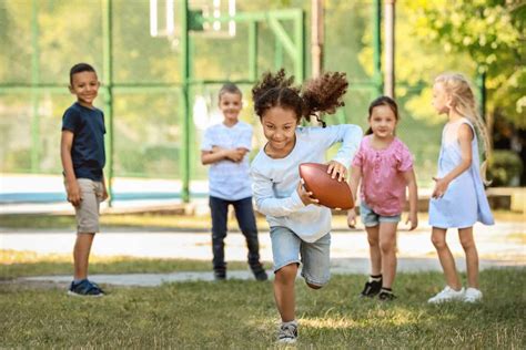 10+ Playground Games Ideas to Keep Kids Active in School