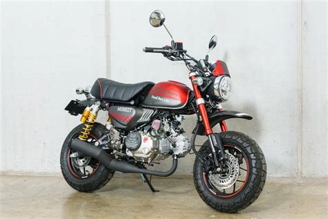 Custom Honda Monkey 125 Build by Yoshimura for Tokyo Motorcycle Show!