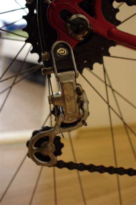 road bike - Correct setup of Huret rear derailleur - Bicycles Stack ...