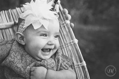 Baby - photography- photoshoot - black and white - ideas - lindsay Hildreth Photography - smiles ...