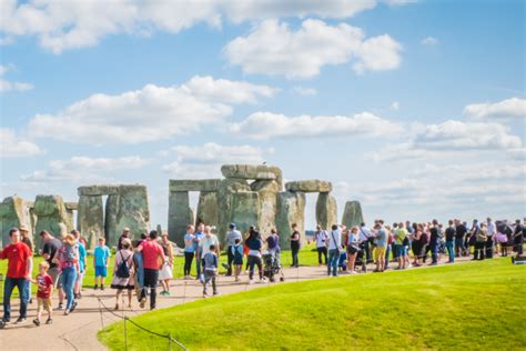 Stonehenge Tours from London - Which One is Best? - TourScanner