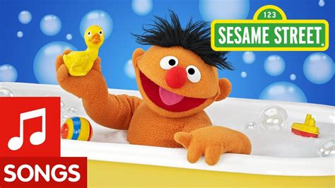 Sesame Street Rubber Duckie Song - themediocremama.com