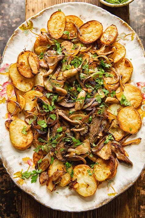 Oven Fried Potatoes with Mushrooms and Onions - Vikalinka