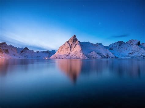 Blue Hour Photography: ESSENTIAL Settings, Ideas & Tips