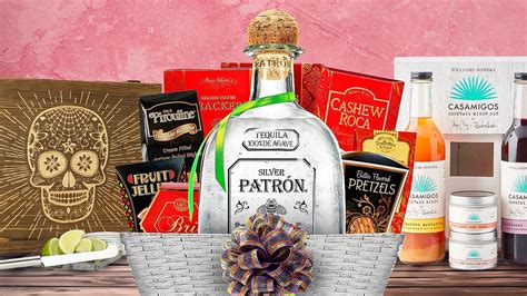 11 Tequila Gift Sets That'll Bring The Holiday Spirit