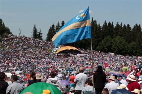 THE SZEKLER FLAG: A costly flag to fly - Transylvania Now