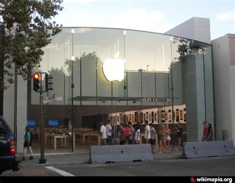 Apple Store - Palo Alto, California