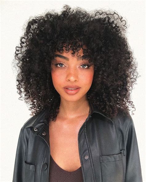 25 Photos That Will Make You Want Curly Bangs | NaturallyCurly.com