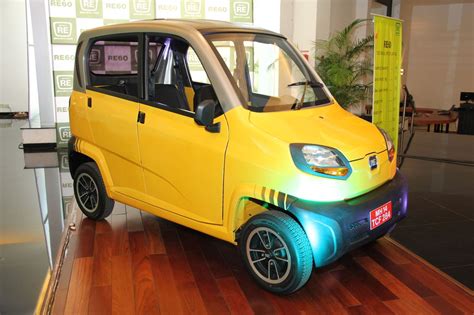 Govt approves Quadricycles; Bajaj RE60 to enter production