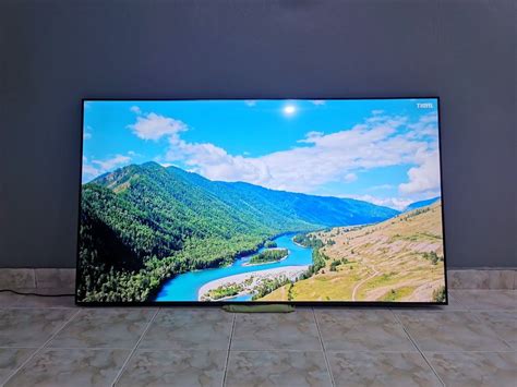 Samsung Crystal 65" Smart Tv UHD 4k HDR, TV & Home Appliances, TV & Entertainment, TV on Carousell