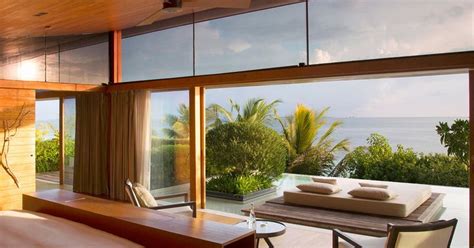 Rooms with a View: The 4 Most Stunning Hotel Room Views in the World ...