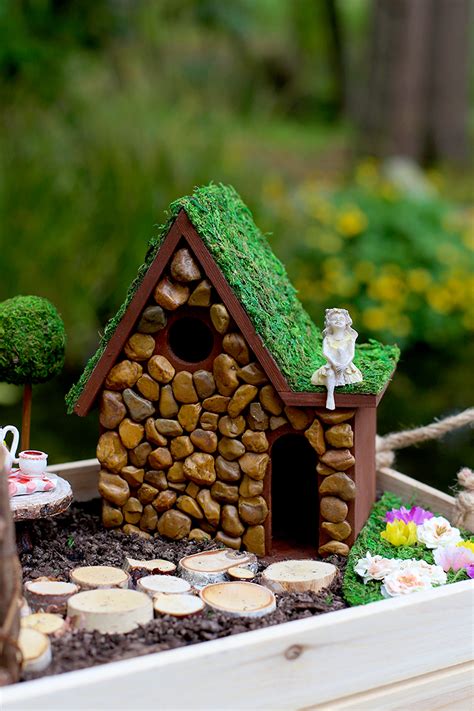 DIY Fairy Garden and Fairy House Tutorial - Sew Much Ado