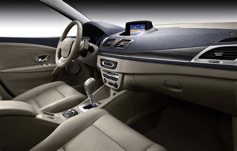 Renault Megane Interior - Car Body Design