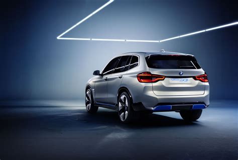 BMW’s iX3 is the company’s first normal-looking all-electric car - The Verge