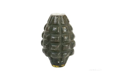 US Pineapple grenade (31) (L2)