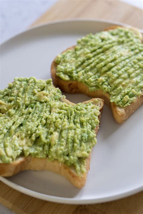 Avocado Toast - The Crowded Fridge