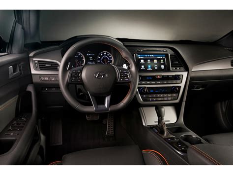 2015 Hyundai Sonata: 143 Interior Photos | U.S. News