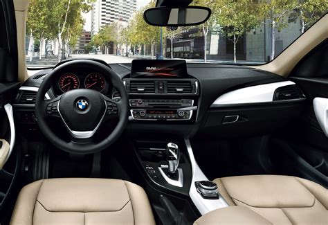 "BMW 118i Fashionista" - A New BMW 1 Series Limited Edition