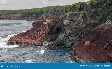 Anticlinal Fold in Sedimentary Rock Geology at Eden in Nsw, Australia ...