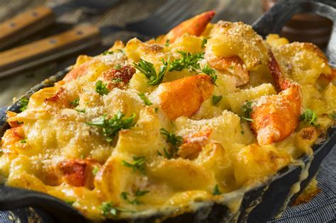 Deliciously Decadent Maine Lobster Mac and Cheese Recipe - Made In A Pinch