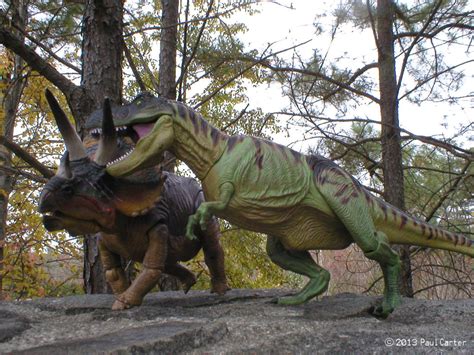 T-Rex VS Triceratops by Carnosaur on DeviantArt