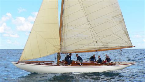 1957 – Cetewayo – Type: Bermudian Sloop – Designed by: Laurent Giles