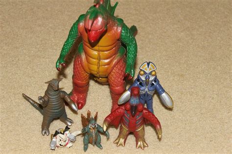 ultraman godzilla? monster action figure doll lot more | #2013040904