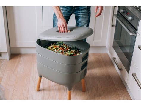 Urbalive Indoor Compost Worm Farm » Gadget Flow