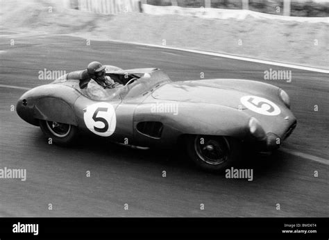 Carroll Shelby in Aston Martin DBR1, winner 1959 Le Mans 24 hour race ...