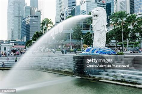 1,440 Merlion Statue Stock Photos, High-Res Pictures, and Images - Getty Images