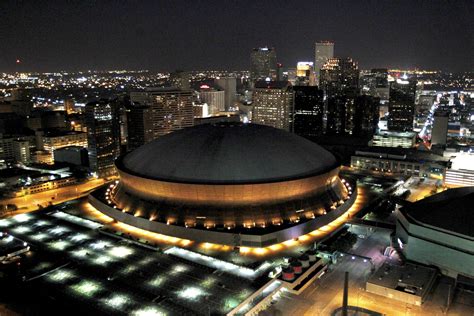 Saints stadium renamed Mercedes-Benz Superdome - CBS News