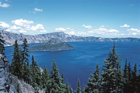 USGS SIM 2832: Crater Lake - Wizard Island