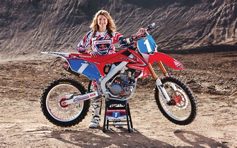 Supercross Girls Wallpaper (77+ images)