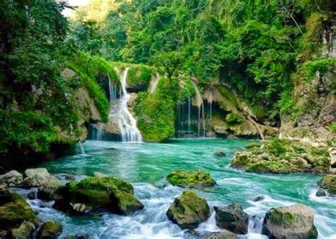 Beautiful Semuc Champey water falls in Guatemala. Belize, Guatemala ...