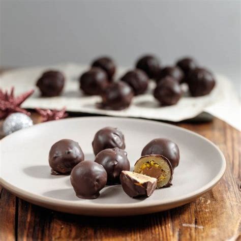 Homemade Mozart balls - Mozartkugler | Chocolate balls recipe, Baking nuts, Homemade candies