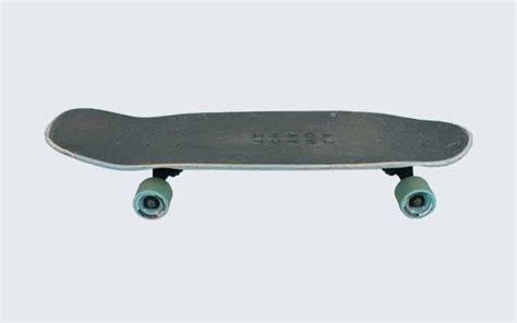 What Is A Cruiser Skateboard? (Explained) | Concrete Waves